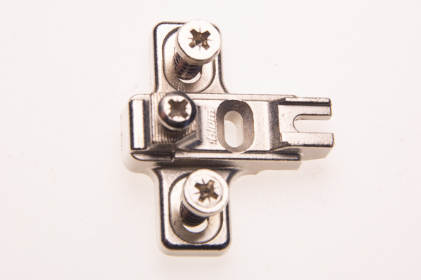 PLACUTA BLUM LEZENA 199.8130