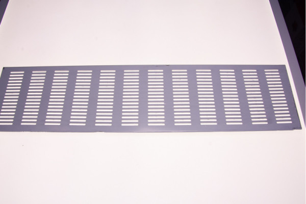 GRILA AERISIRE AL 120X500