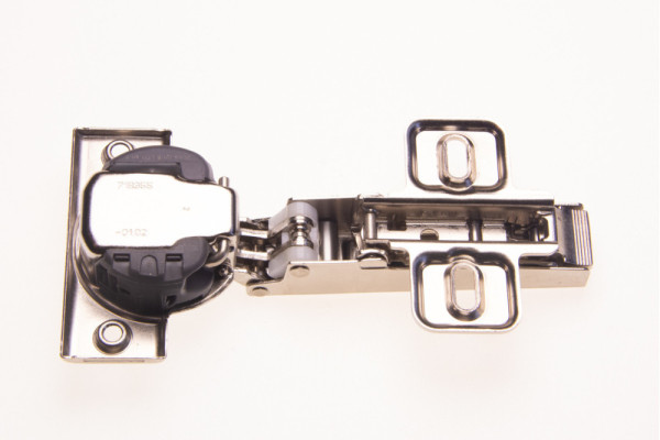 BALAMA CLIP BLUMOTION APLICATA 71B3550