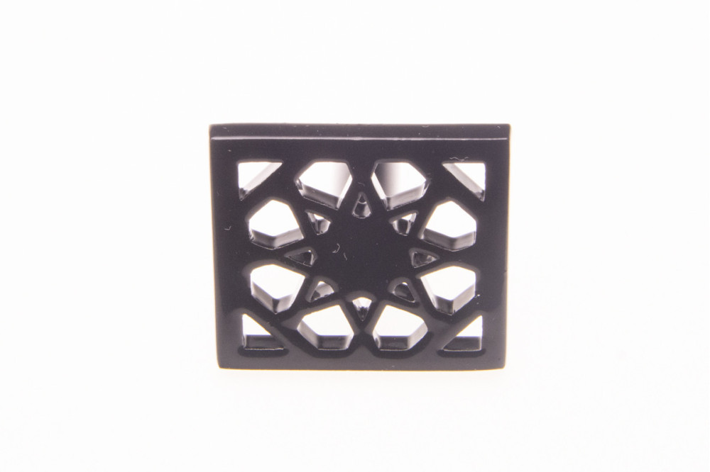 BUTON NARMOTIF NEGRU
